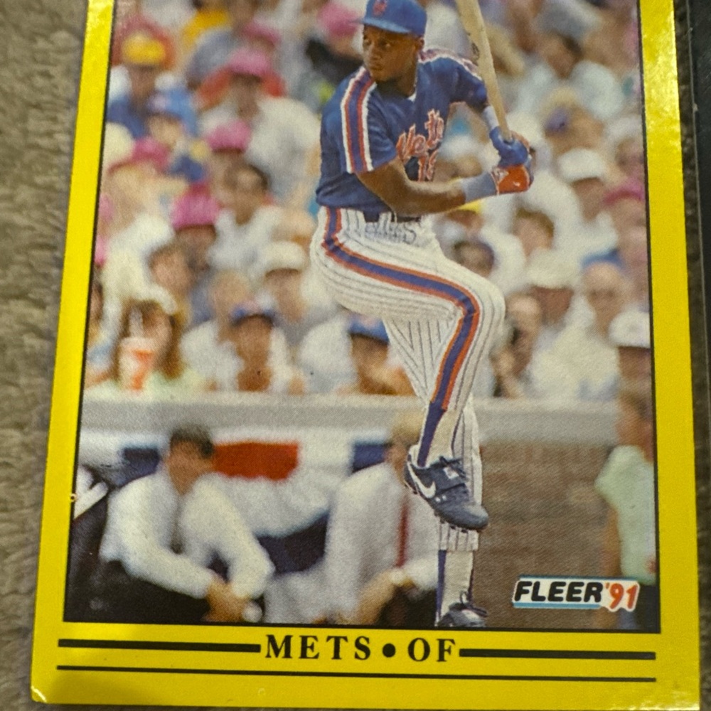 Darryl Strawberry Baseball Card Set - Picture 2 of 5